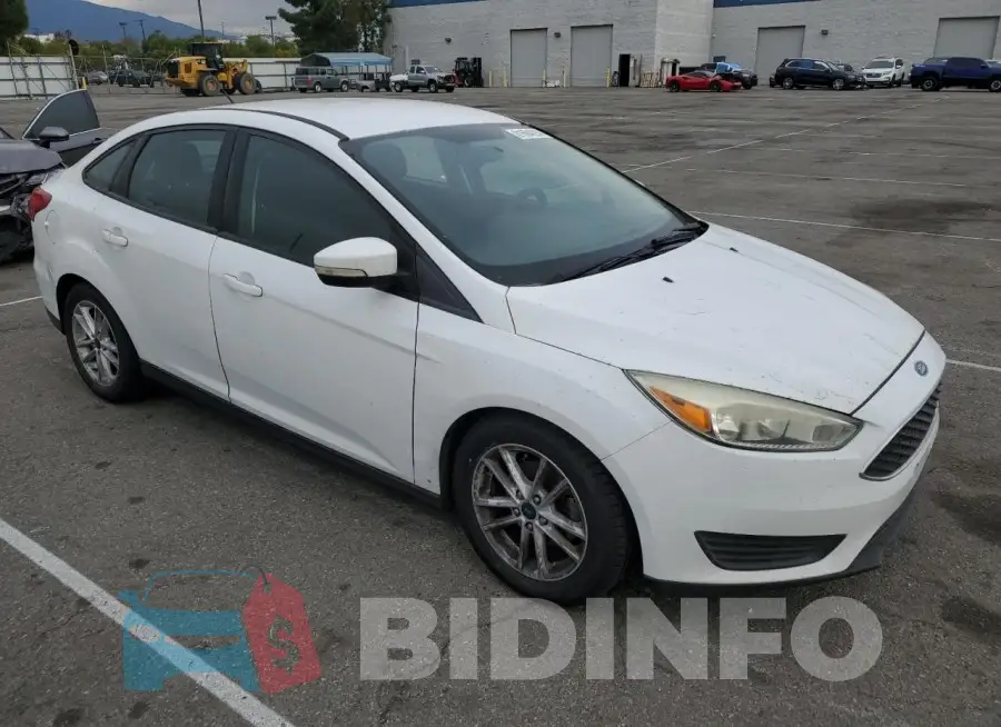 1FADP3F21HL304476 Photo# 4