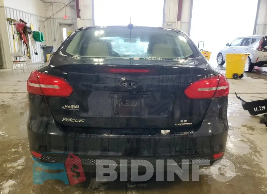 1FADP3F22GL274516 Photo# 6