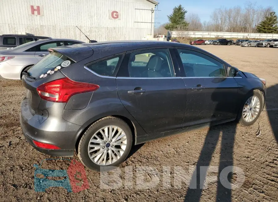 1FADP3N26GL244369 Photo# 3