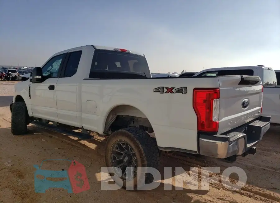 1FT7X2B69HED20164 Photo# 2