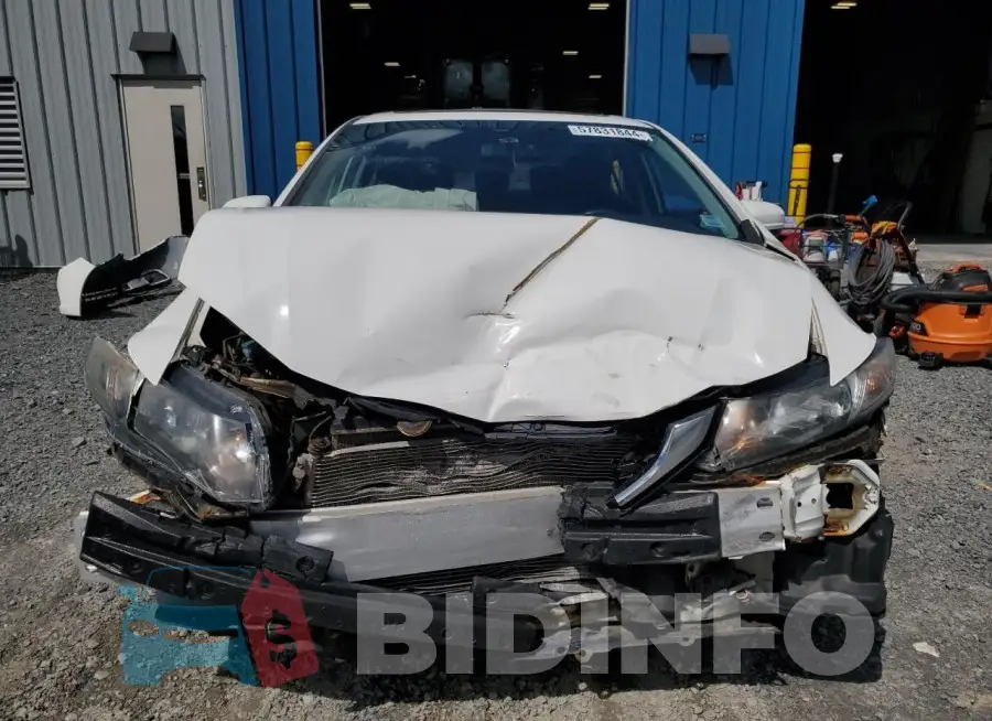 2HGFB2F57FH037653 Photo# 5