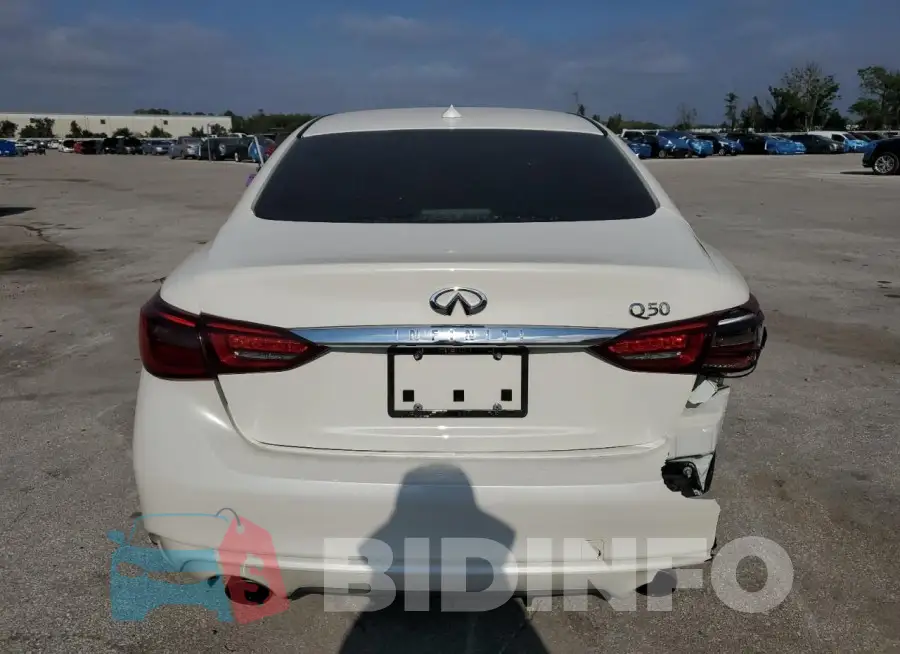 JN1EV7AP1KM515096 Photo# 6