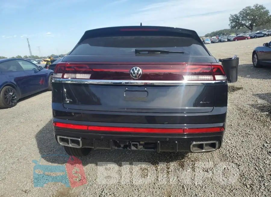 1V2AE2CA4RC216806 Photo# 6