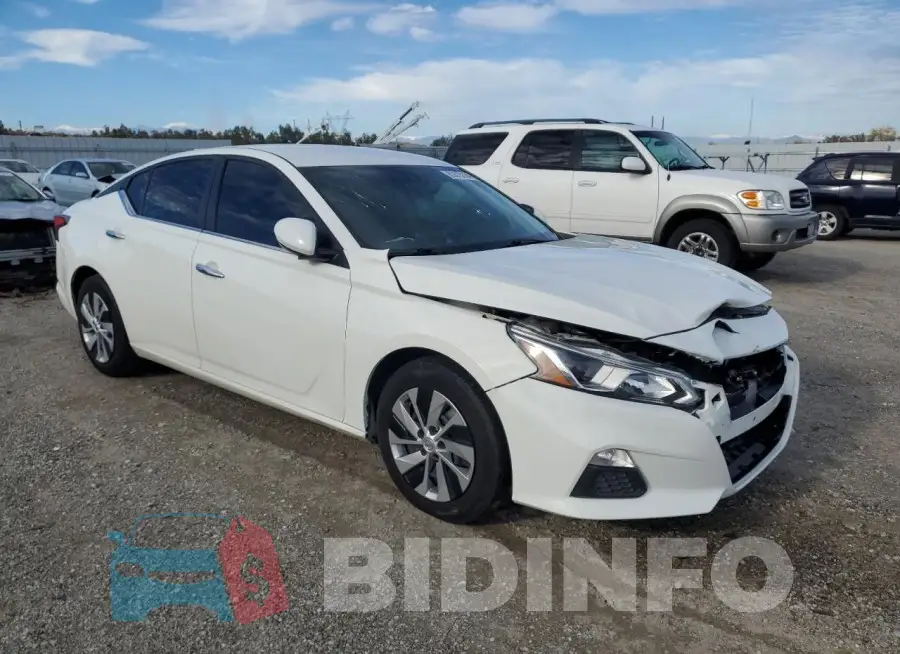 1N4BL4BV4LC201263 Photo# 4