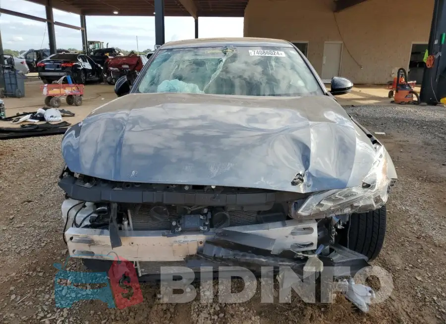 1N4BL4CV9KC128761 Photo# 5