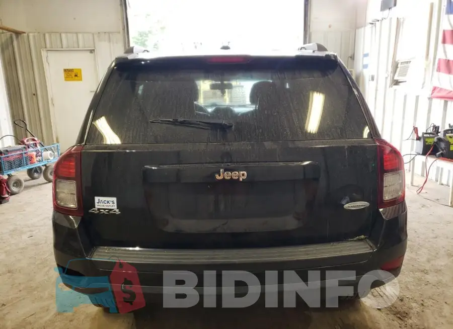 1C4NJDEB4GD756745 Photo# 6