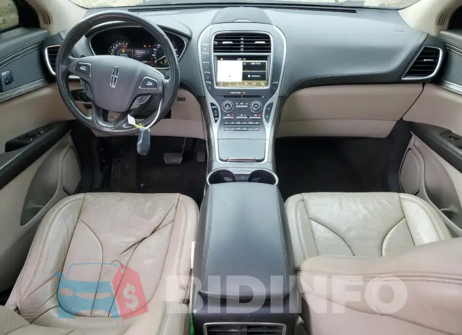 2LMTJ8LR8GBL77039 Photo# 8