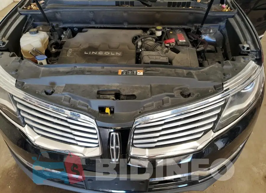 2LMTJ8LR8GBL77039 Photo# 12