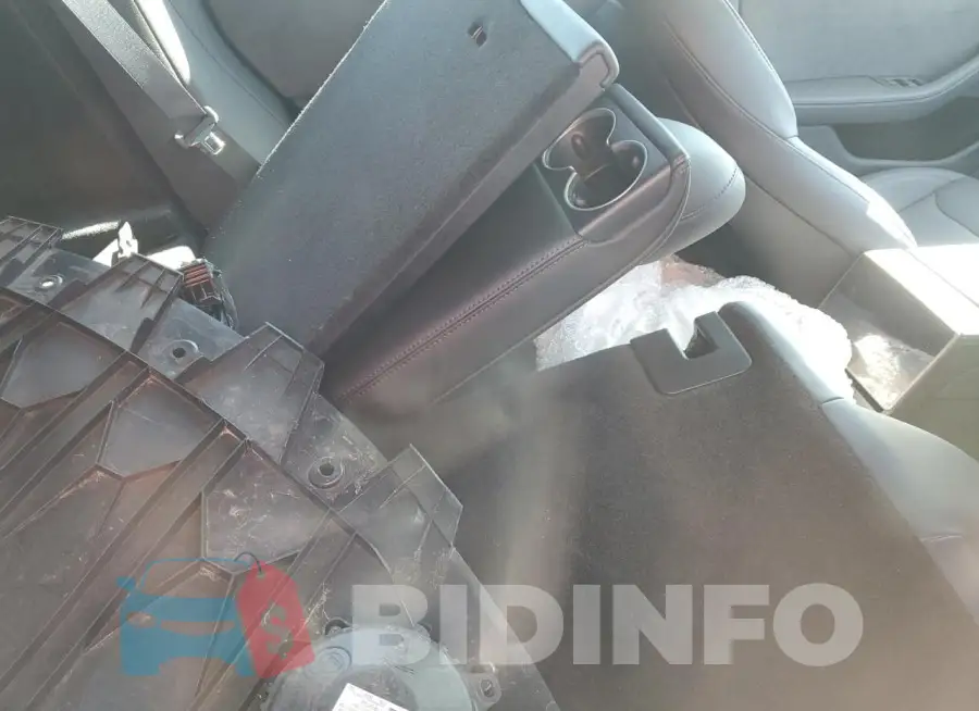 5YJ3E1EBXRF815142 Photo# 10