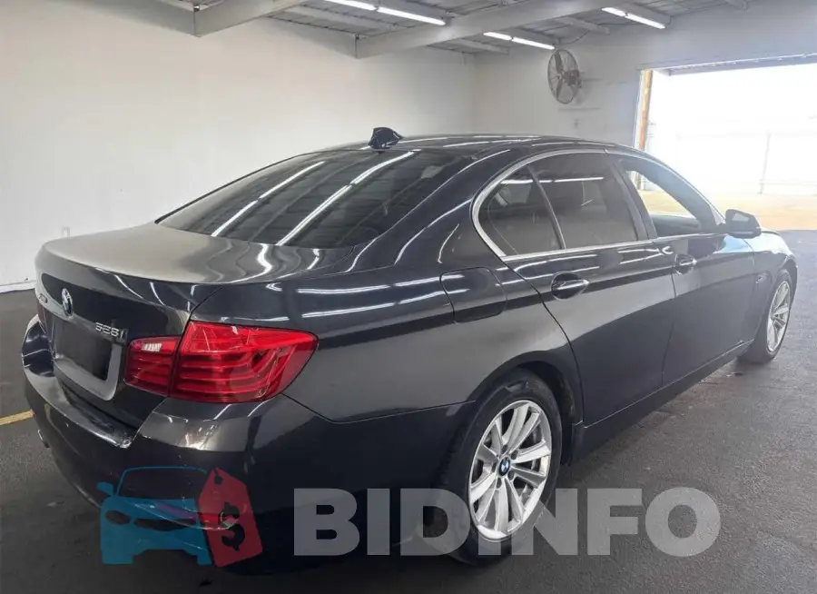 WBA5A7C54FD628676 Photo# 4