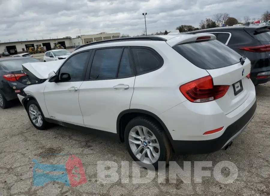WBAVL1C52FVY39926 Photo# 2