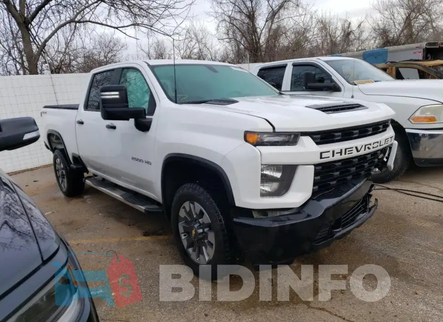 1GC4YME77PF106153 Photo# 4
