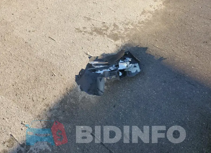 1GCGTBEN4K1207381 Photo# 12