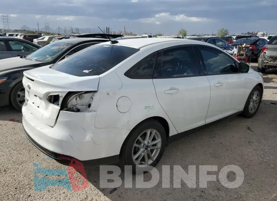 1FADP3F20JL324532 Photo# 3