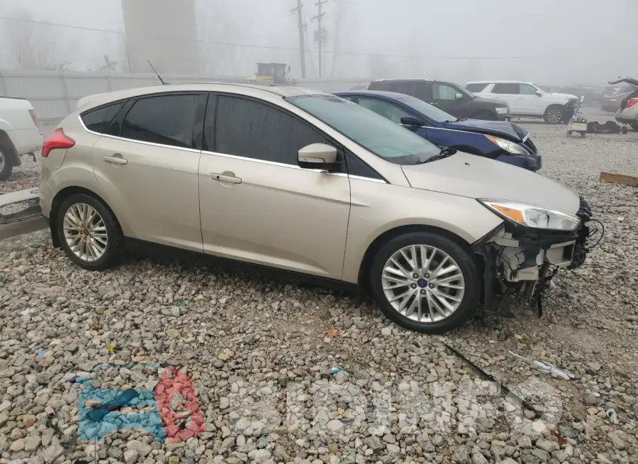1FADP3N24JL326057 Photo# 4