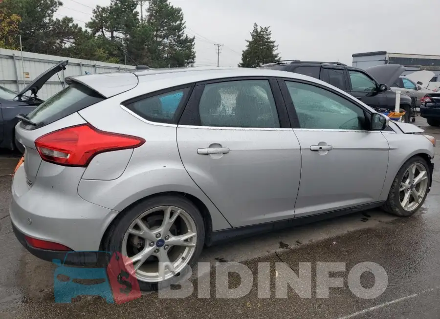 1FADP3N28FL360977 Photo# 3