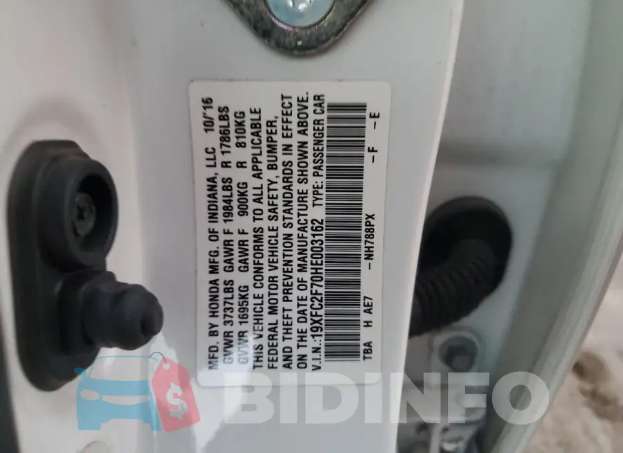 19XFC2F70HE003162 Photo# 12