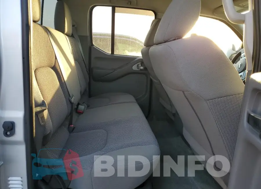 1N6AD0EV6JN703617 Photo# 10