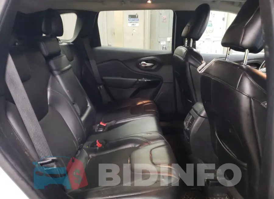 1C4PJMLB6KD391327 Photo# 10