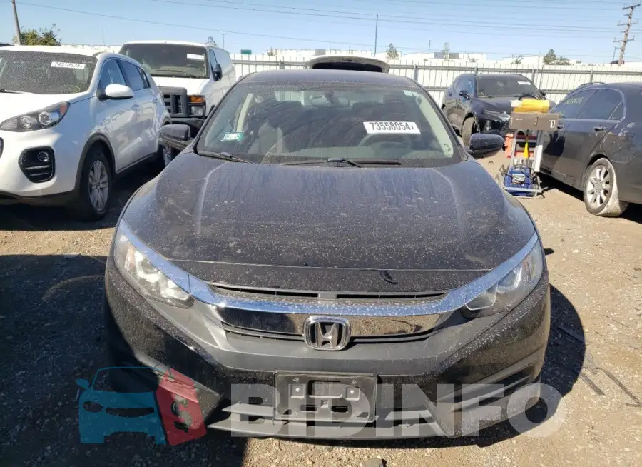 19XFC2F73HE047625 Photo# 5