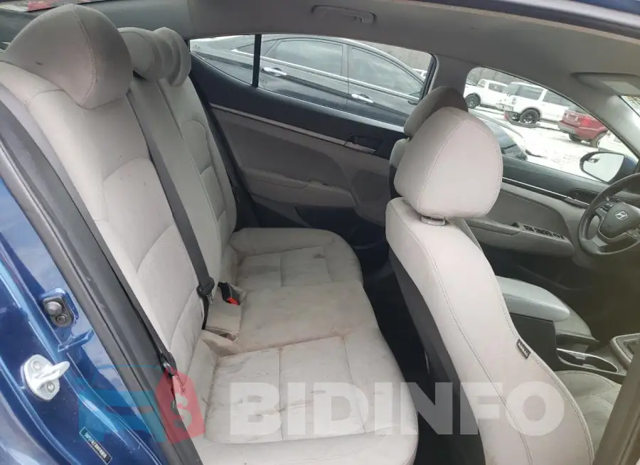 5NPD74LFXHH140818 Photo# 10