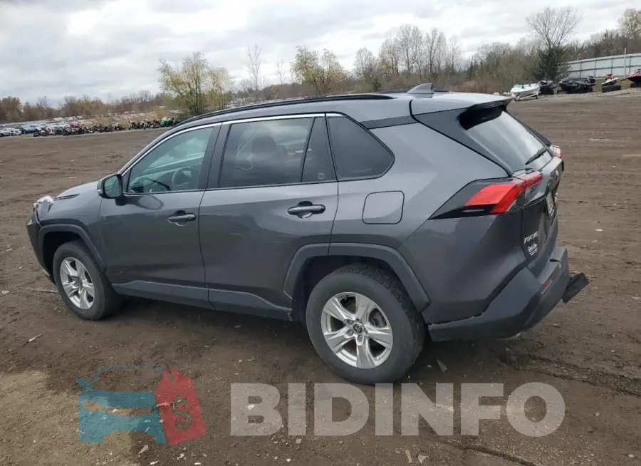 2T3P1RFV8MC246882 Photo# 2