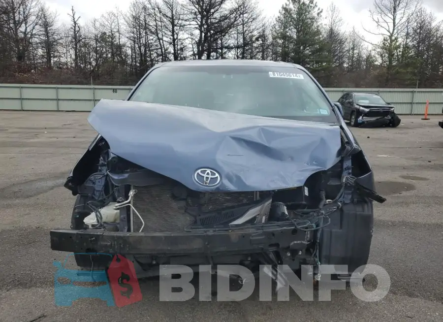 5TDYK3DCXGS700571 Photo# 5