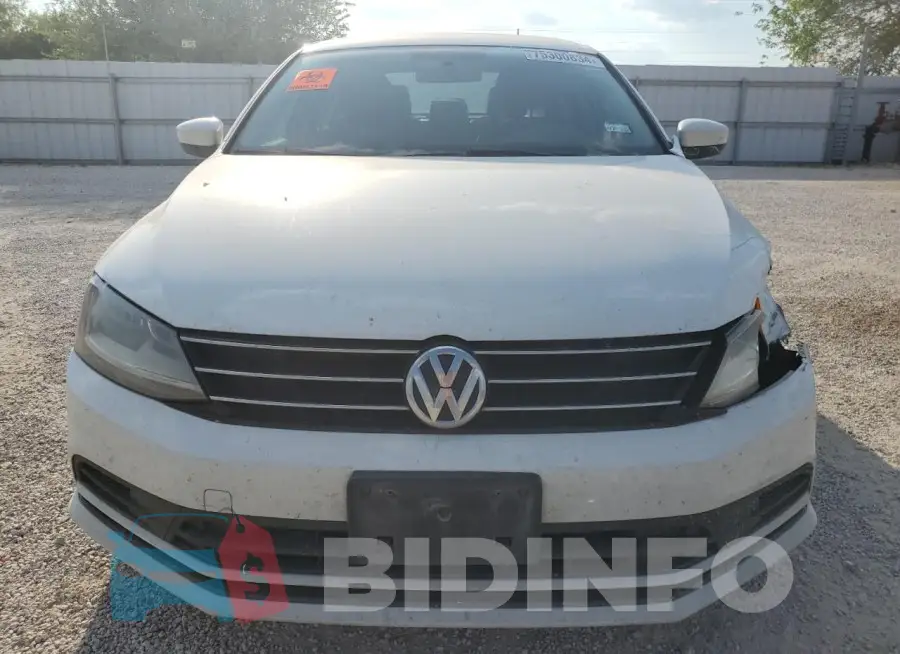 3VW167AJ3HM290579 Photo# 5