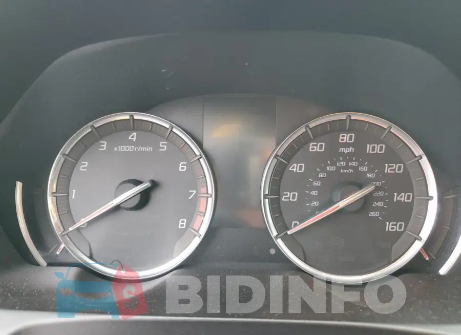 19UUB2F68JA003857 Photo# 9