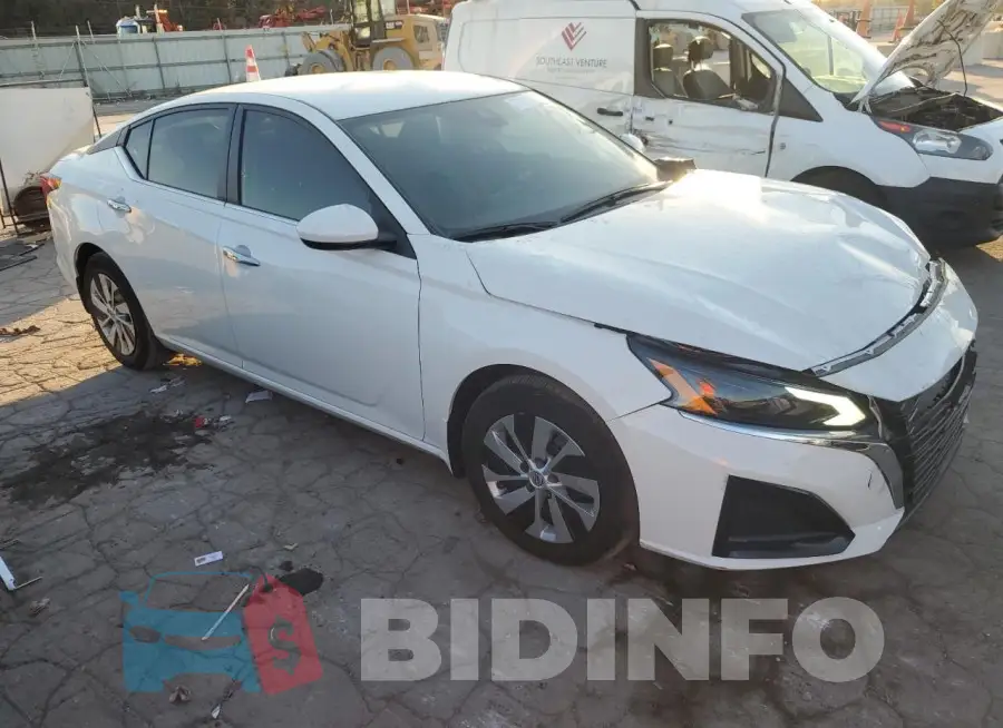 1N4BL4BV1PN410129 Photo# 4