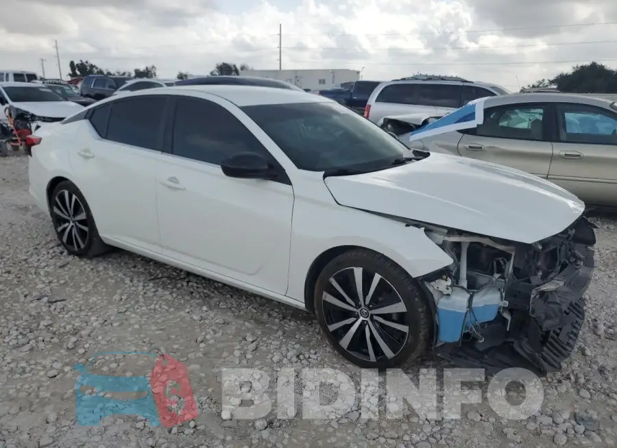 1N4BL4CV5LC194032 Photo# 4