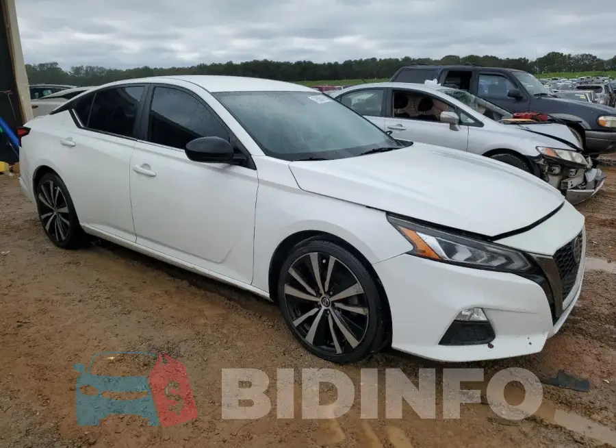 1N4BL4CV8KC156423 Photo# 4