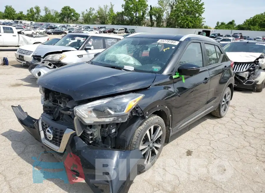 3N1CP5CU7JL535113 Photo# 1