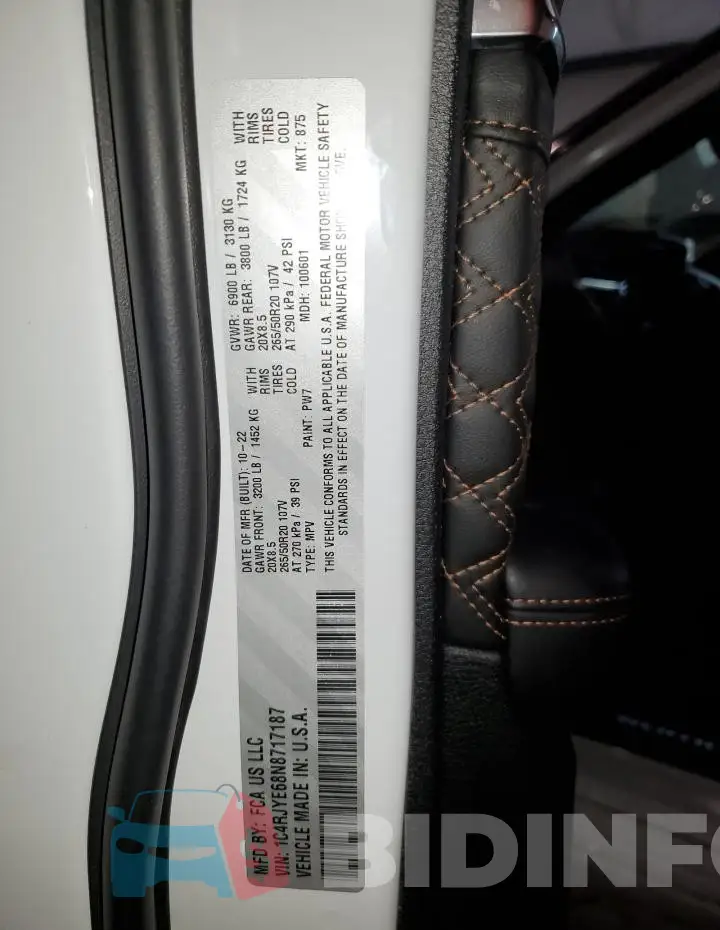1C4RJYE68N8717187 Photo# 12