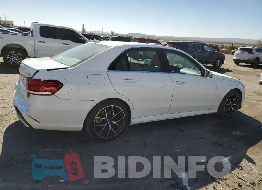 WDDHF8JB8FB114427 Photo# 3