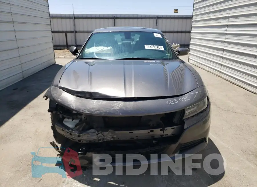2C3CDXBG7MH638501 Photo# 5
