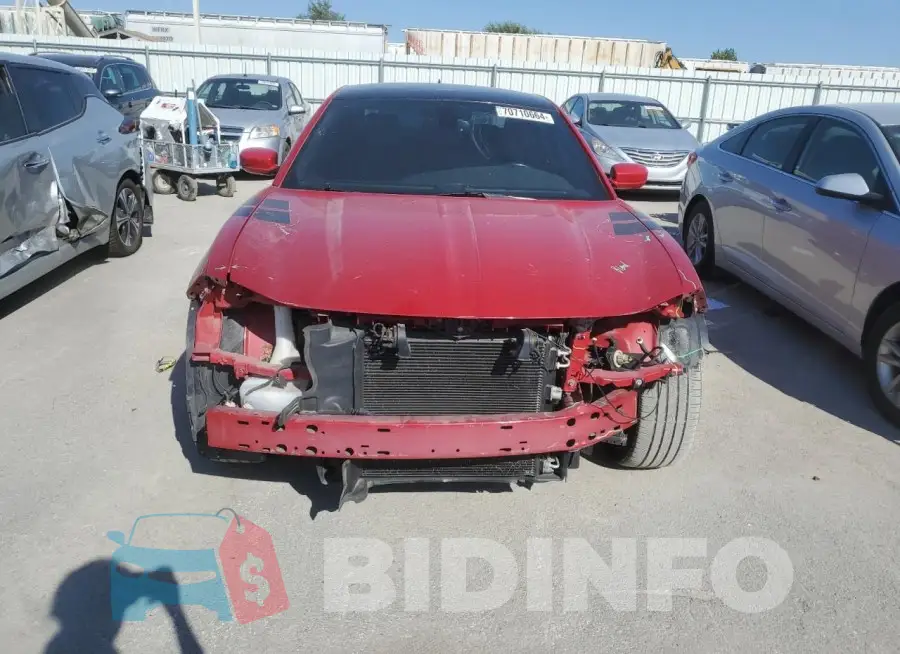 2C3CDXCT2FH916753 Photo# 5