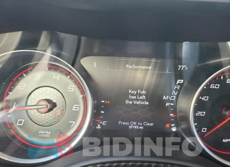 2C3CDXCT3LH245301 Photo# 8