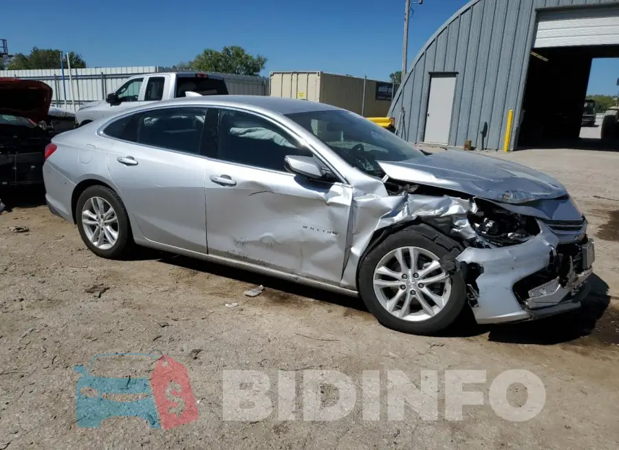 1G1ZD5ST5JF226882 Photo# 4