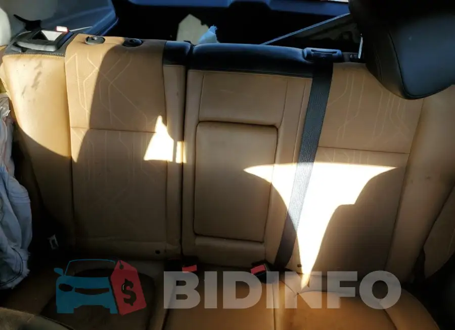 3GNCJPSB5JL211322 Photo# 10
