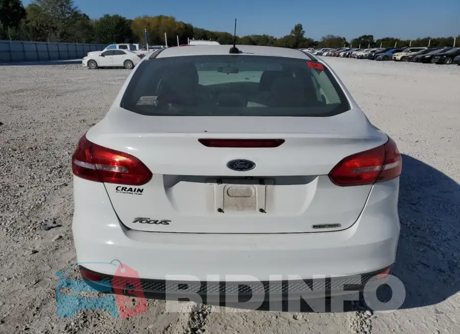 1FADP3E26GL249622 Photo# 6