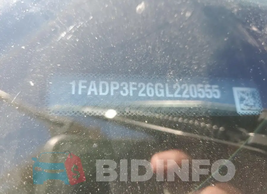1FADP3F26GL220555 Photo# 12