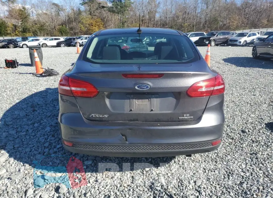 1FADP3F26GL220555 Photo# 6
