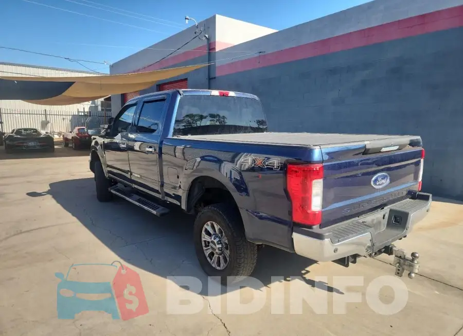 1FT7W2B63JEB33611 Photo# 3