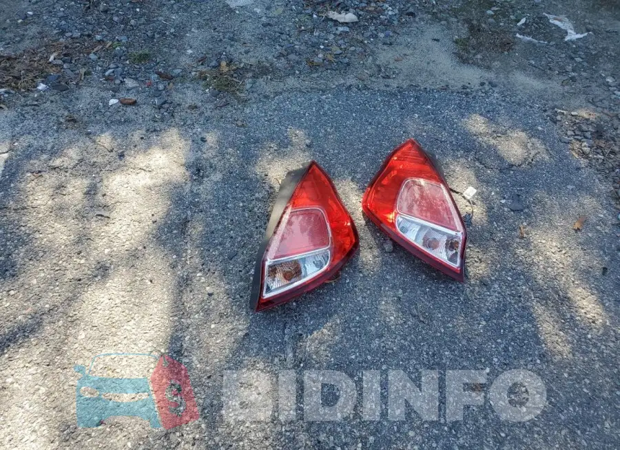 3FADP4EE1GM166453 Photo# 12