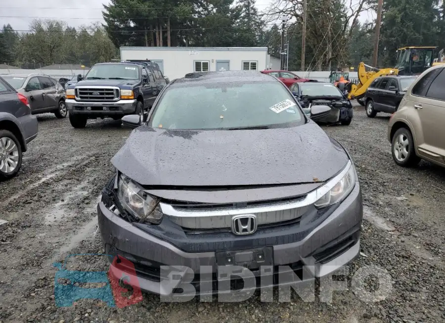 19XFC2F71HE072121 Photo# 5