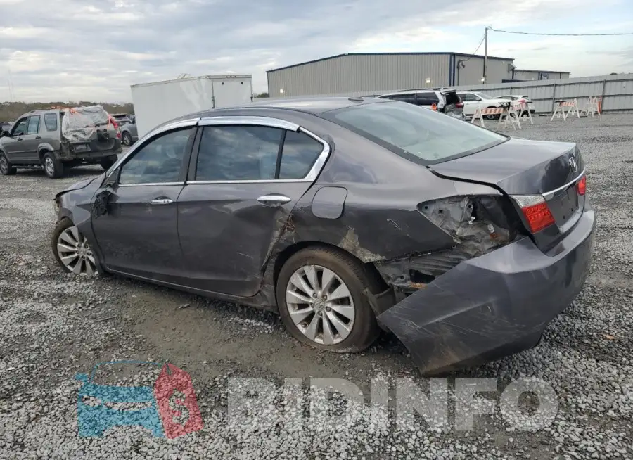 1HGCR2F83FA053386 Photo# 2
