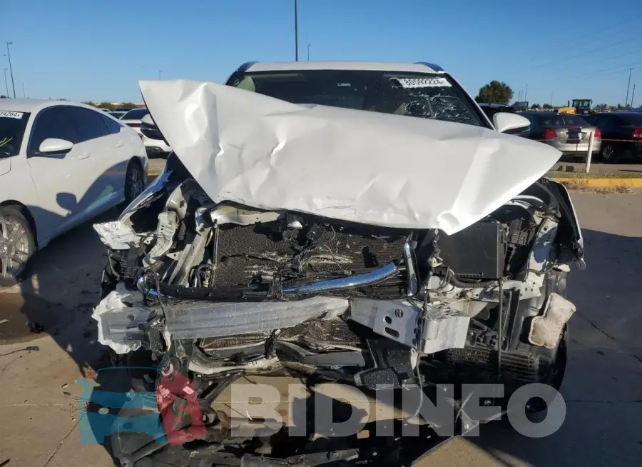 5TDJKRFH3GS240974 Photo# 5
