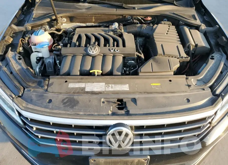 1VWCM7A32GC061696 Photo# 11