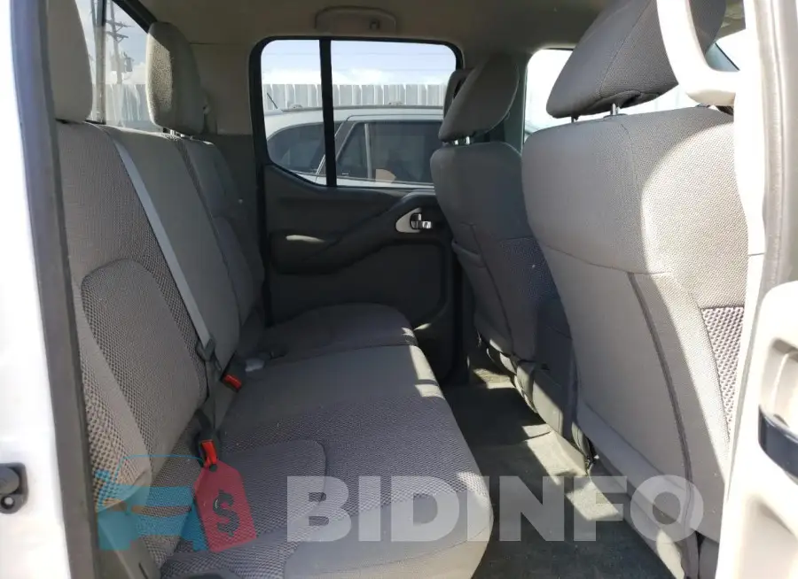 1N6AD0EV2JN753267 Photo# 10